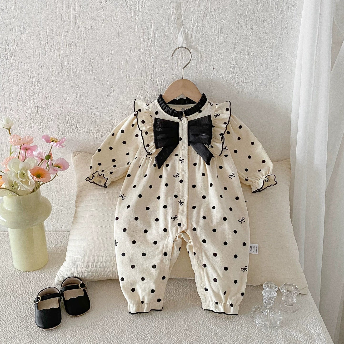 Autumn Arrival Baby Girls Long Sleeves Dots Pattern Rompers