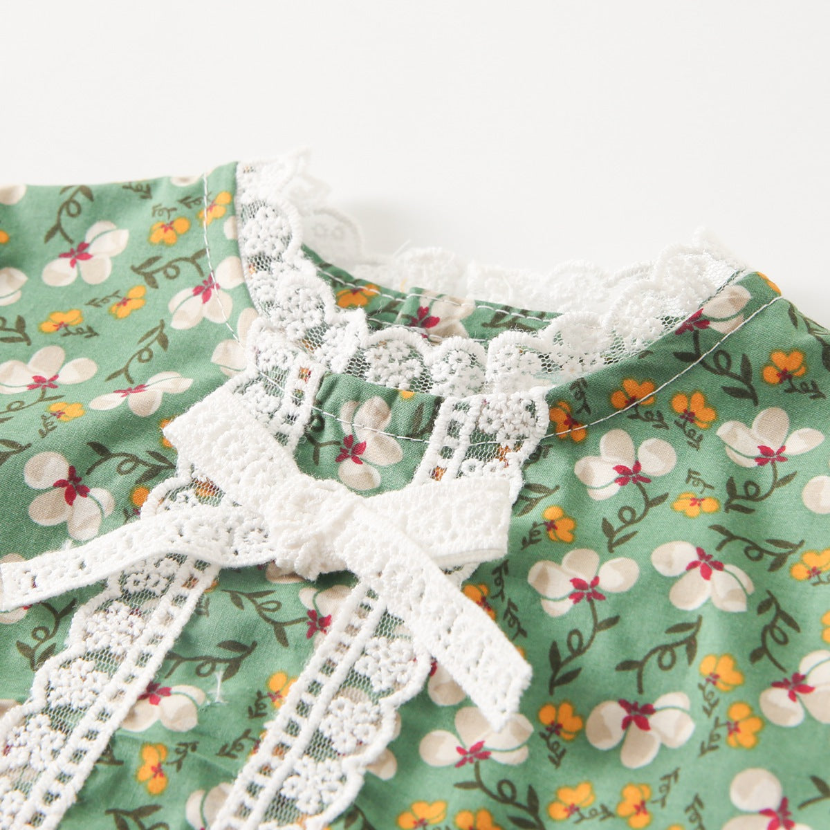 Summer Arrival Baby Girls Floral Print Short Sleeves Lace Neck Vintage Onesies-1
