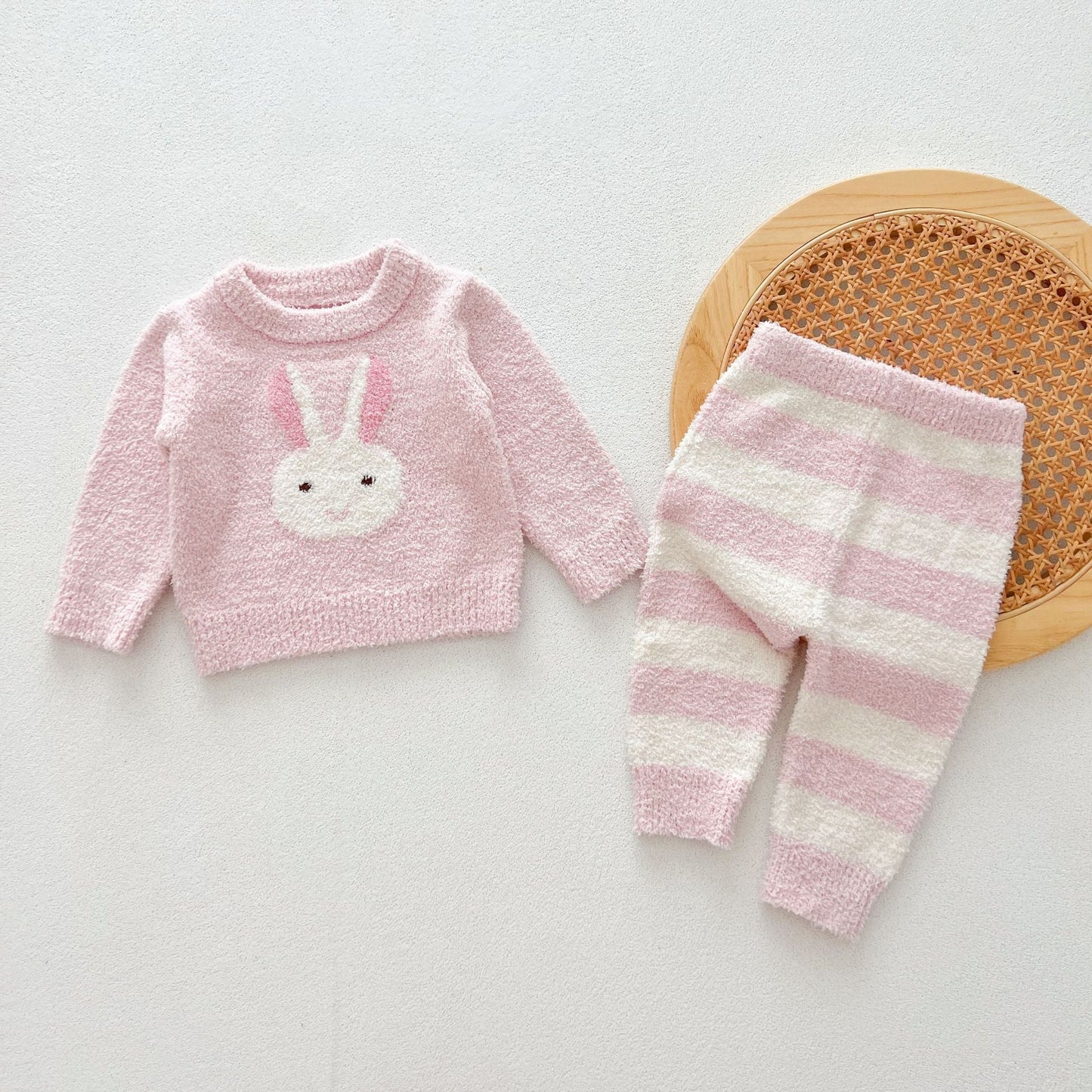 Cute and Versatile Two-Piece Set: Round Neck Fleece Top and Pants for Baby and Toddlers-3