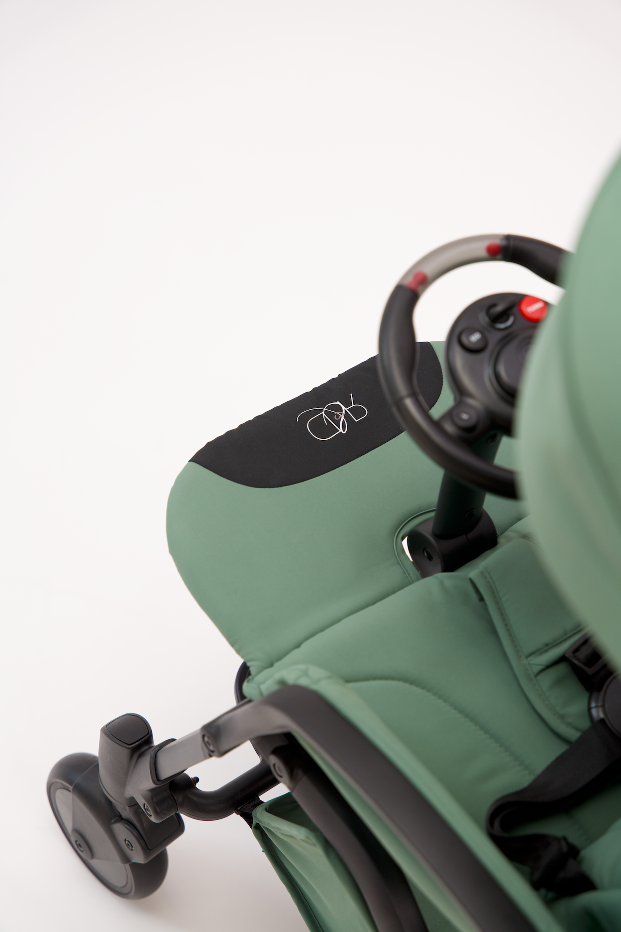 VOYAGER - Compact Stroller