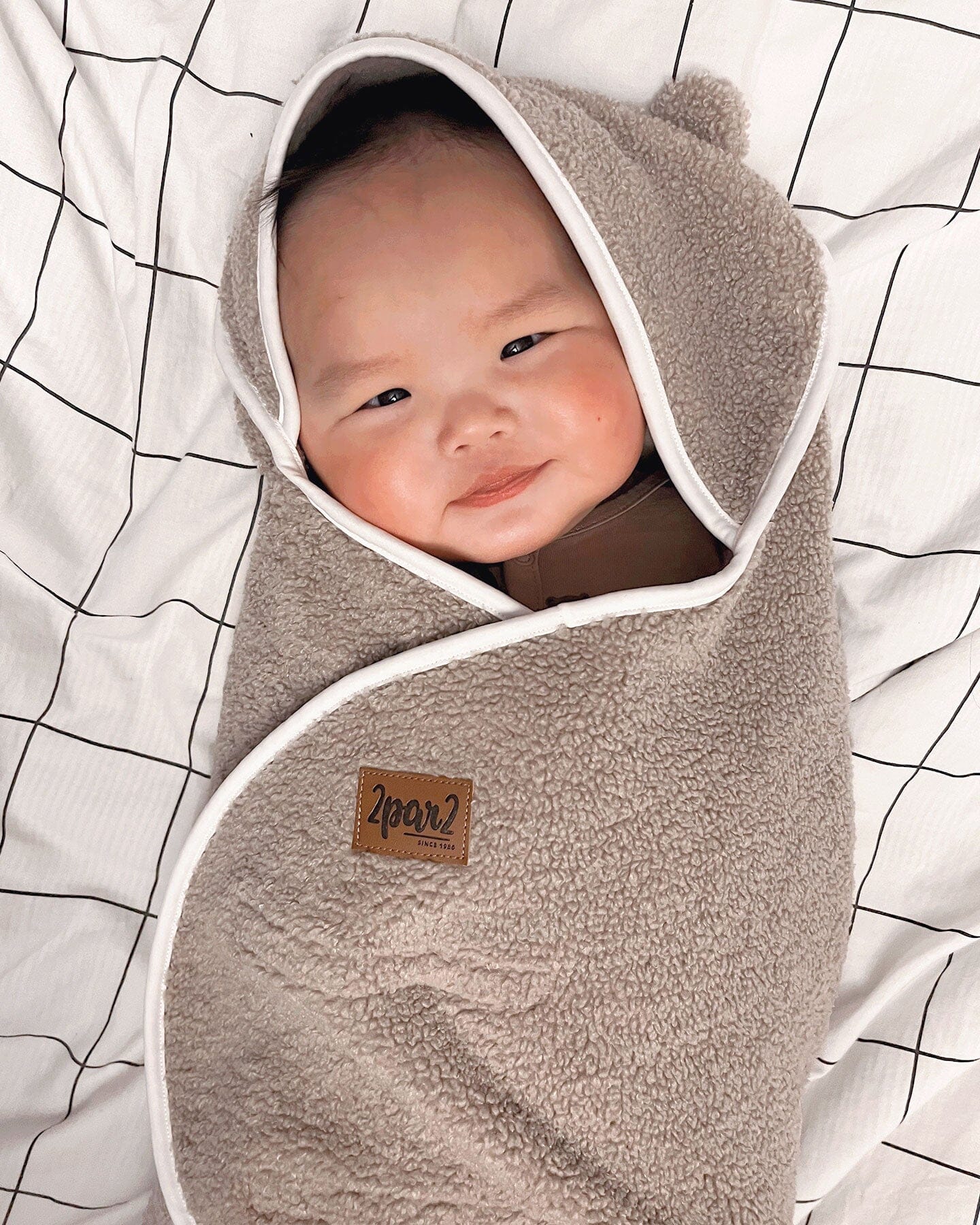 Baby Cocoon Pink Blanket For Car Seat and Stroller-1