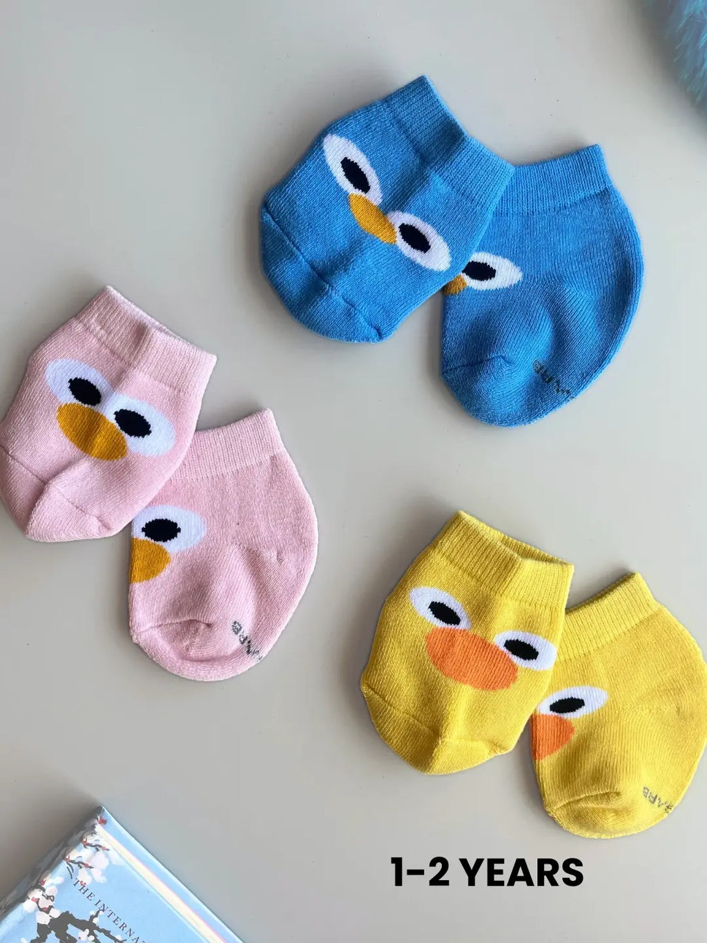  non-slip socks.