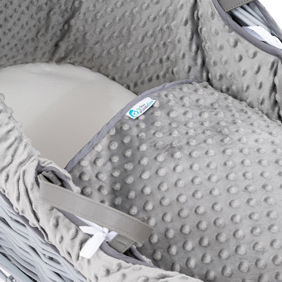 Pod Grey Dimple Moses Basket Bedding Set-2
