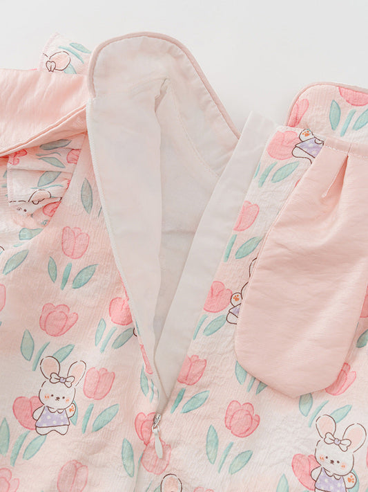 Autumn Arrival Baby Girls Flowers and Rabbits Pattern Long Sleeves Onesies with Stand Collar
